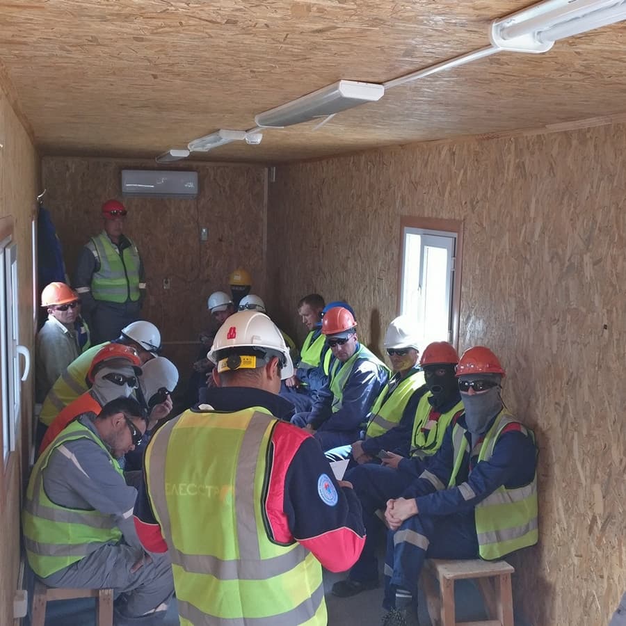 Toolbox talk with one of the brigades