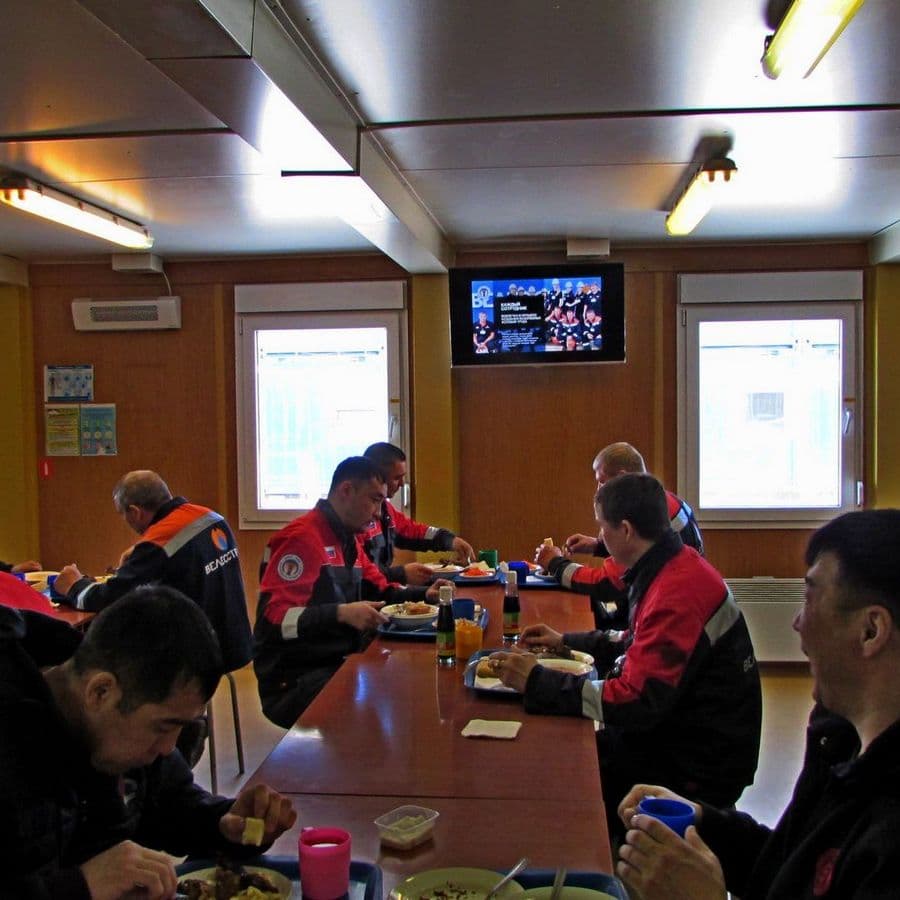 HSE info TV in the canteen